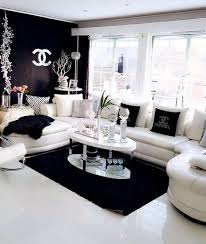 Decoration Noir Et Blanc Pour Salon En 27 Idees Qui Plaisent Et Inspirent Avec Images Deco Salon Blanc Decoration Salon Idees De Decoration De Salon