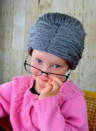 Oma Perucke Garn Perucke Alte Dame Hat Oma Haar Bun Von Yumbaby Yarn Wig Granny Wig Crochet Character Hats