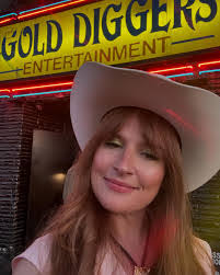 Thomas Lawall's Instagram, Twitter & Facebook