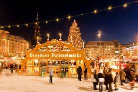 586 Dresdner Striezelmarkt Der Alteste Weihnachtsmarkt Deutschlands Deutsche Weihnachtsmarkte Weihnachtsmarkte Deutschland Dresdner Weihnachtsmarkt