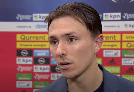 Steven berghuis is a dutch professional footballer who plays as a winger for ajax and the netherlands national team. Berghuis Moves From Feyenoord To Ajax
