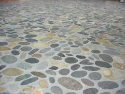 Want To Do This In Wes S Outside Bathroom River Rock Tile Beautiful Tile Floor Rock Tile