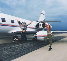 Compare over 250 private jet card membership programs by 65 variables in 1 place. Celebrities Who Fly In Private Planes Instyle