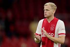 Donny last name van de beek nationality netherlands date of birth 18 april 1997 age 23 country of birth netherlands place of birth nijkerkerveen position midfielder height 184 cm weight 76 kg foot right. Van De Beek Staat Voor Transfer En Ontbreekt Bij Oefenduel Ajax Voorbereiding Eredivisie Ad Nl