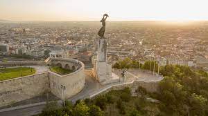 Citadella setany 1118, budapest 1118 hungary. Szent Gellert Hegye Vilagjaro