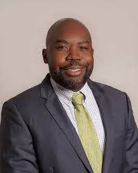 Ricardo Epps's Instagram, Twitter & Facebook