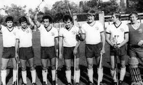 Милый, в любом случае хоккей на траве это не твое. Farit Zigangirov Rasskazal O Tom Kak Vozrodit Hokkej Na Trave V Kazahstane