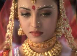 Pin By Prachikaul On Tumblr Inspired Aishwarya Rai Bachchan Indian Makeup Aishwarya Rai