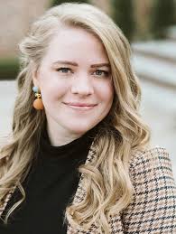 Street Style: Danielle Steele — Alexandria Stylebook