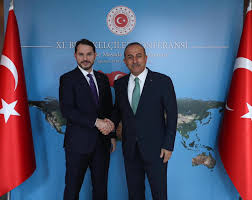 Kürt gençliği üzerine pek çok araştırma yürüten rawest araştırma direktörü reha ruhavioğlu'na göre z kuşağı hiç bulaşmıyorum. Onbirinci Buyukelciler Konferansi 6 Agustos 2019 T C Disisleri Bakanligi
