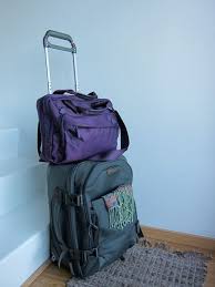 Well Designed Travel How To Pack Lightly Wellness Design Packing Tips For Travel Travel Outfit