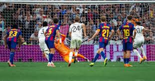 ريال مدريد يحسم الكلاسيكو أمام برشلونة بثنائية في سانتياغو بيرنابيو