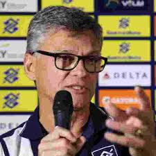 Para isto, precisava vencer com tranquilidade a finlândia. Fim De Uma Era Uol Esporte