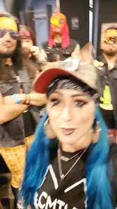 Barry Geiger's Instagram, Twitter & Facebook