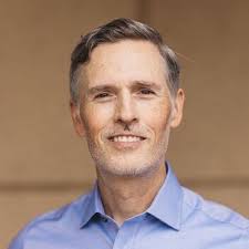 Which recent renovation trends are already frowned upon?