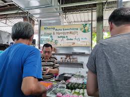 It will be happening every saturday, from 7:00 p.m. The Famous Batu Lanchang Pasembur Which Has Been There For Nearly 30 Years Picture Of Batu Lanchang Market Food Court Penang Island Tripadvisor