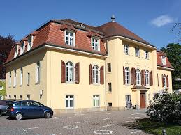 Besucher, die sich für hausärzte am schillerplatz medizinisches versorgungszentrum gmbh interessiert haben, interessierten sich auch für Arztehaus Blasewitz