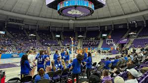 Washington powers past SDSU in NCAA Tournament