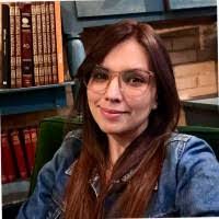 Katherine Arenas's Instagram, Twitter & Facebook