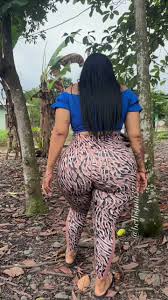 Vanessa Bellisima 32 ❤ в X: „¿Te gusta comer esta fruta? 🍑🔥🤤  t.coxJrQ39aCRC“  X