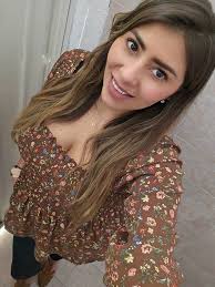 🙌🏻¡El mejor regalo que alguien te puede hacer es escucharte, dedicarte  tiempo, preocuparse por ti y estar en los momentos más complicados!🥰  🫰🏻✨️Bonito sábado y a disfrutar de las pequeñas cosas y