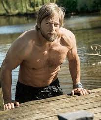 Henning baum ist schwerpunktmäßig für das fernsehen tätig, z. Henning Baum