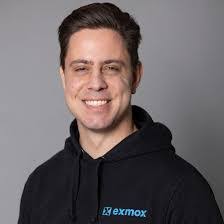 Tom Heine's Instagram, Twitter & Facebook