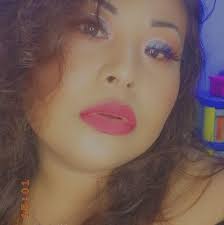 Bienvenidas/os a esta mi primera venta en vivo 🫶🏻 Dinámica de compra: ✅️  Envíame un mensajito a WhatsAppcon con tu nombre como apareces en FB, para  que yo pueda ir asignando moñitos.