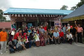 Rumah limas johor mempunyai bentuk asas yang sama iaitu dibina sederhana tinggi. Program Csr Di Rumah Warga Emas Nur Ehsan Laman Web Rasmi Ppmks