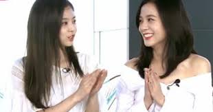 Both are pretty but jennie for me. Blackpink Members All Agree On Who S The Prettiest In The Group