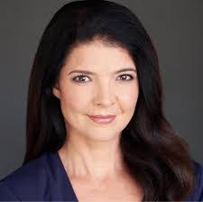 Kari Dobbs's Instagram, Twitter & Facebook