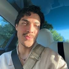 Sheena Baughman's Instagram, Twitter & Facebook