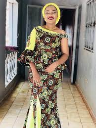 Les modeles africains en pagne. Epingle Sur Modeles Differents Pagnes Africains