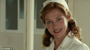 Andrew garfield, sam worthington, luke bracey, teresa palmer, hugo weaving, rachel griffiths, vince vaughn director: Teresa Palmer Praises Hacksaw Ridge Director Mel Gibson For Being Down To Earth Daily Mail Online