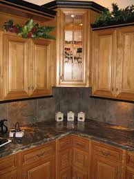 Sister This Is Pretty Black Crown Molding With Brown Stain Band On Wood Cabinets Black Crown Moldings Hickory Kitchen Cabinets Kitchen Paint
