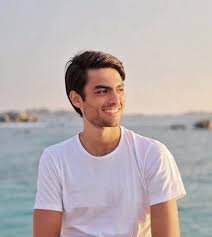Andrea explains how his voice compares with matteo's: 105 Matteo Bocelli Ideas Andrea Celebrities Singer