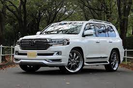 Churysler 300 300c 200 sebring ljr js用の菊のある車のアクセサリー,ledドアのウェルカムライト,ghost shadorの装飾ランプ. ãƒ©ãƒ³ã‚¯ãƒ«å°‚é–€åº—ãŒè§£èª¬ æ–°åž‹ãƒ©ãƒ³ãƒ‰ã‚¯ãƒ«ãƒ¼ã‚¶ãƒ¼300ç³»ã¯ãƒã‚¤ãƒ–ãƒªãƒƒãƒˆ ã‚¿ãƒ¼ãƒœã®v6ã‚¨ãƒ³ã‚¸ãƒ³æ­è¼‰ 2020å¹´ãƒ•ãƒ«ãƒ¢ãƒ‡ãƒ«ãƒã‚§ãƒ³ã‚¸ã‚'äºˆå®š ãƒ©ãƒ³ã‚¯ãƒ«å°‚é–€åº—ã‚«ã‚¹ã‚¿ãƒ æƒ…å ±ãƒ–ãƒ­ã‚° Flexdream
