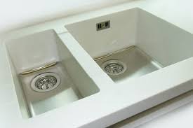 Solid surface is the term for a type of heavy polymer laden countertop material. Waschbecken Juan