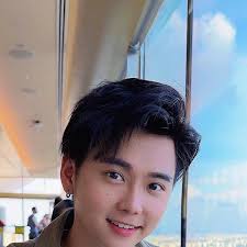 Damien Teo 张值豪(@damienteo_)