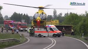 Rhein Pfalz Kreis Erstmeldung Schwerer Unfall Auffahrt A650 Zwischen Maxdorf Und Fussgonheim Rettungshubschrauber Im Einsatz Video Metropolregion Rhein Neckar News Events