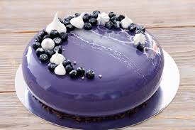 Geburtstag schwarze autos papa kuchen. Fondant Torten Selber Machen So Gelingen Sie Brigitte De