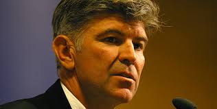 Glenn Bourke démissionne