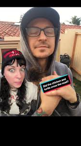 Dissecting an article with possible overlooked details about the final  hours of Chester Bennington. ##greenscreen  ##chesterbennington##linkinpark##truecrime