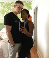 Black And White Dating Sites Free Uk Pin By Babydoll On Realtionship Goals In 2020 Interracial Couples Bwwm Biracial Couples Interacial Couples