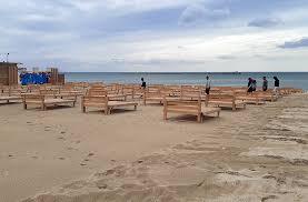 Cele mai importante stiri › vremea rodica mitu | 21 iul 2019 / 12:33. Foto Patronii Din Mamaia IÈi PregÄtesc Deja Terasele DeÈi Acestea Nu Pot Fi Deschise Mai Devreme De 1 Iunie Pe PlajÄ Au ApÄrut Primele Èezlonguri