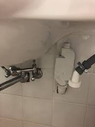 Ajouter l'ensemble au panier : Evacuation D Eau Trop Proche Du Lavabo Pour Raccorder Machine A Laver Linternaute Com