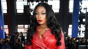 See more ideas about hair styles, hairstyle, hairstyles with bangs. Biggest Celebrity Haircut And Hair Color Transformations Of 2020 Allure