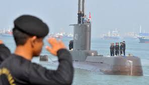 Kepala dinas penerangan angkatan laut dia menerangkan, proses evakuasi dilakukan menyusul telah diketahuinya titik koordinat dari kapal tersebut. Kri Nanggala 402 Hilang Kontak Panglima Tni Baru Izin Menyelam