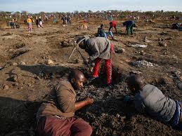 Diamonds have four sides while quartz has six. Ercj7r9bxkxprm