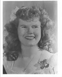 Elizabeth Millward's Instagram, Twitter & Facebook